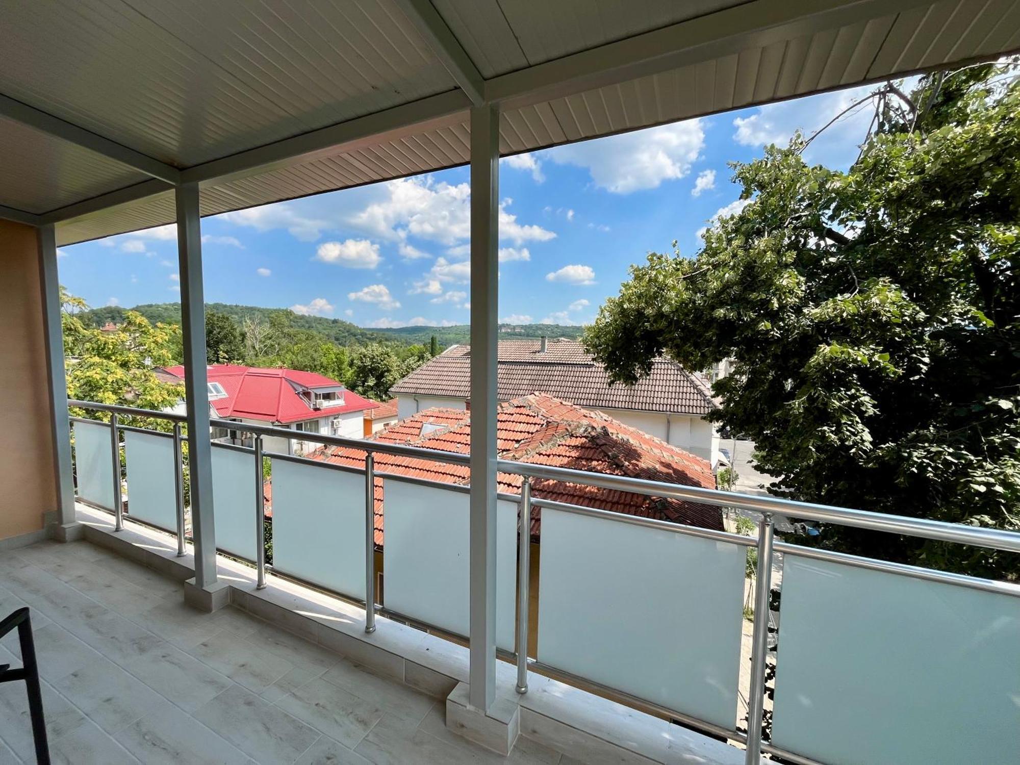 Parkview Luxury In City Center 8 Veliko Tŭrnovo Exterior photo