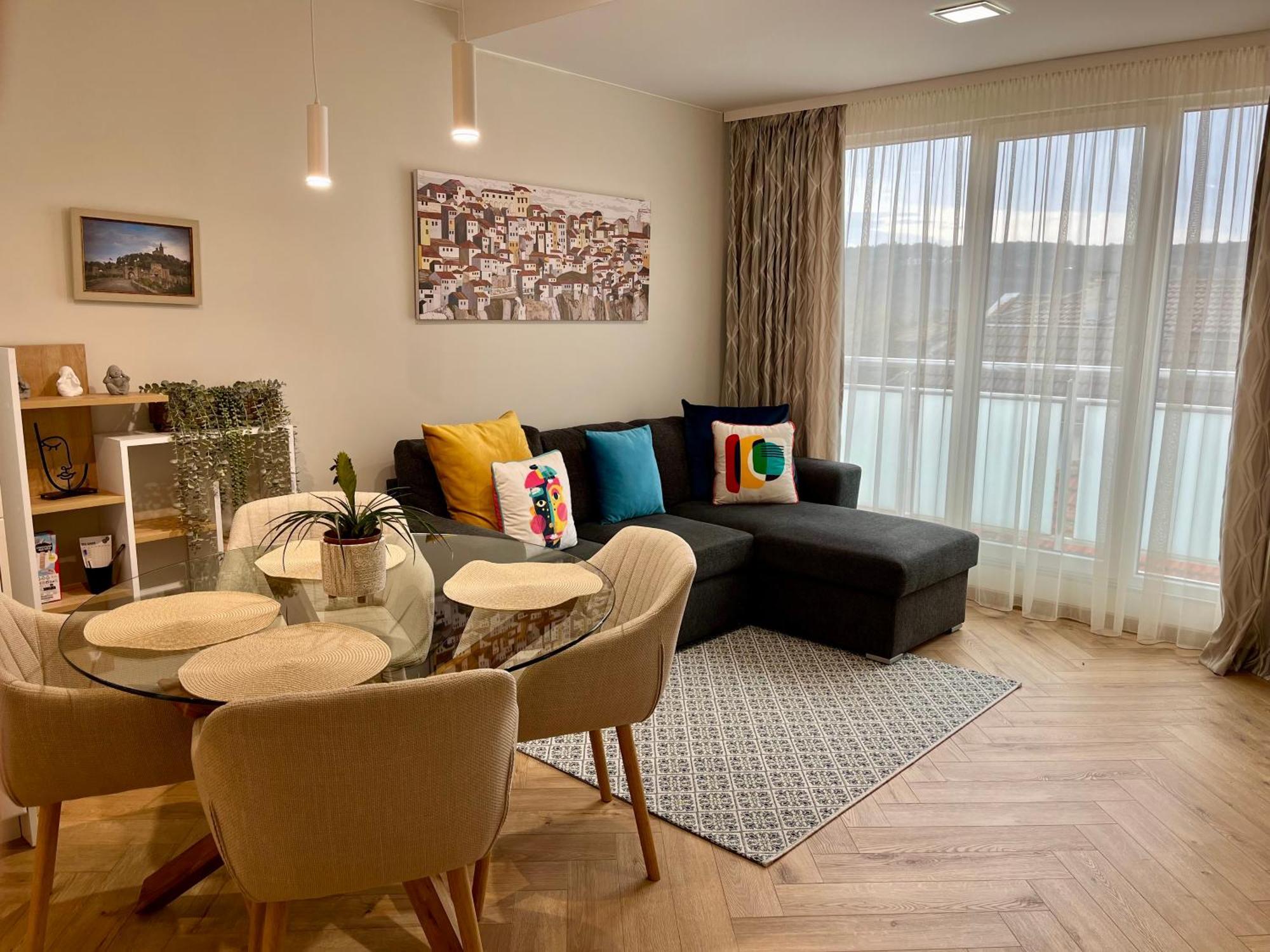 Parkview Luxury In City Center 8 Veliko Tŭrnovo Exterior photo